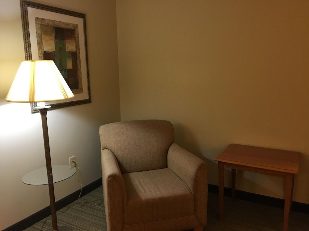 Wingate By Wyndham Coon Rapids Hotel Exterior photo