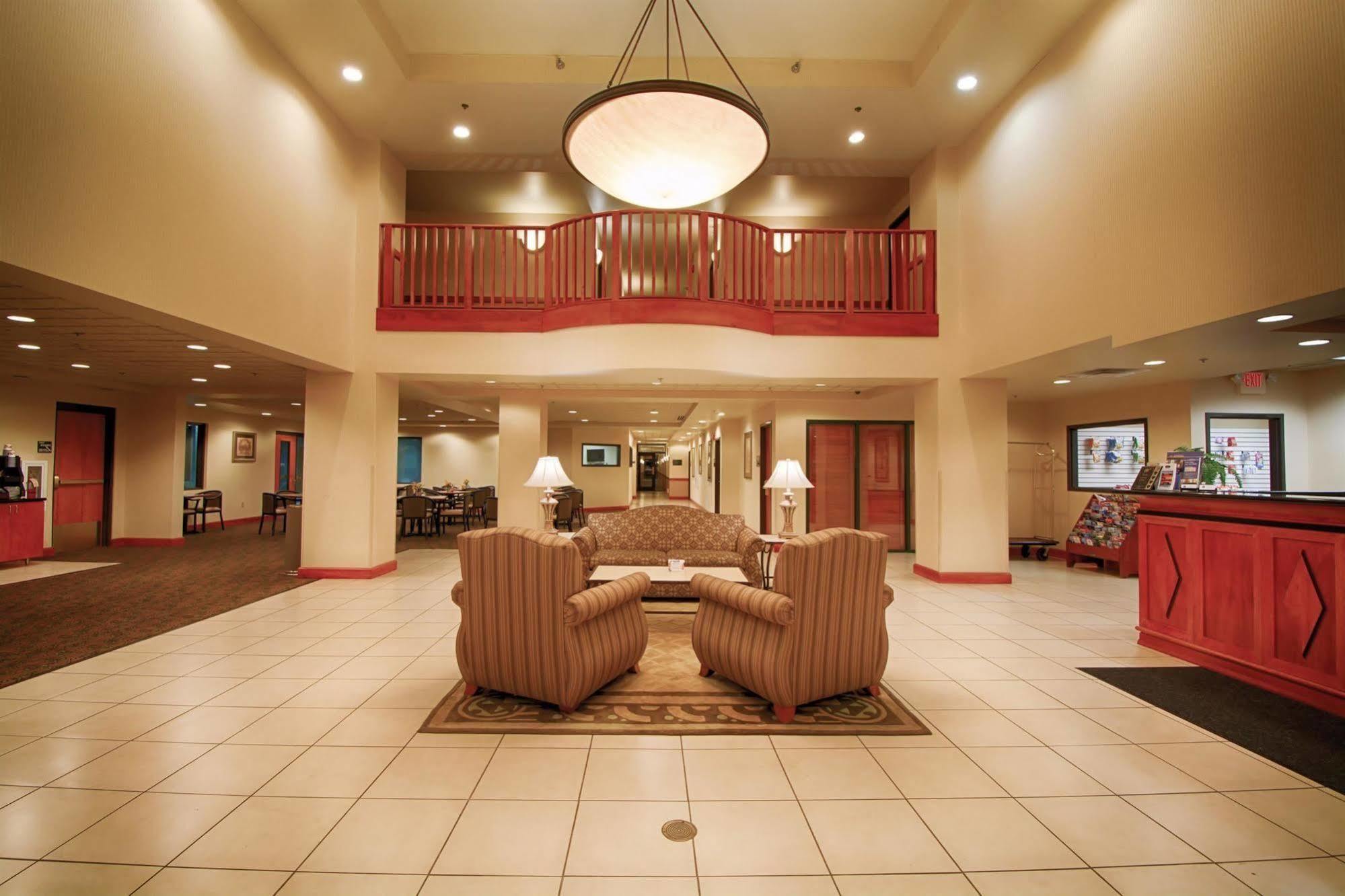 Wingate By Wyndham Coon Rapids Hotel Exterior photo
