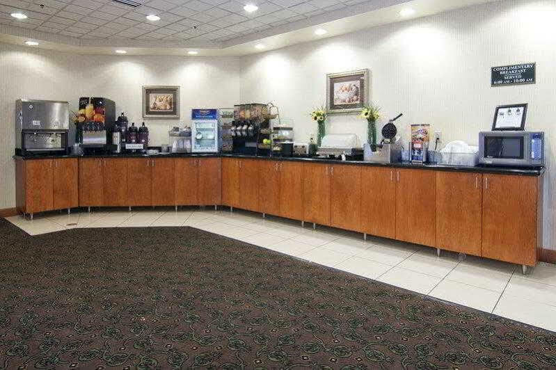 Wingate By Wyndham Coon Rapids Hotel Exterior photo